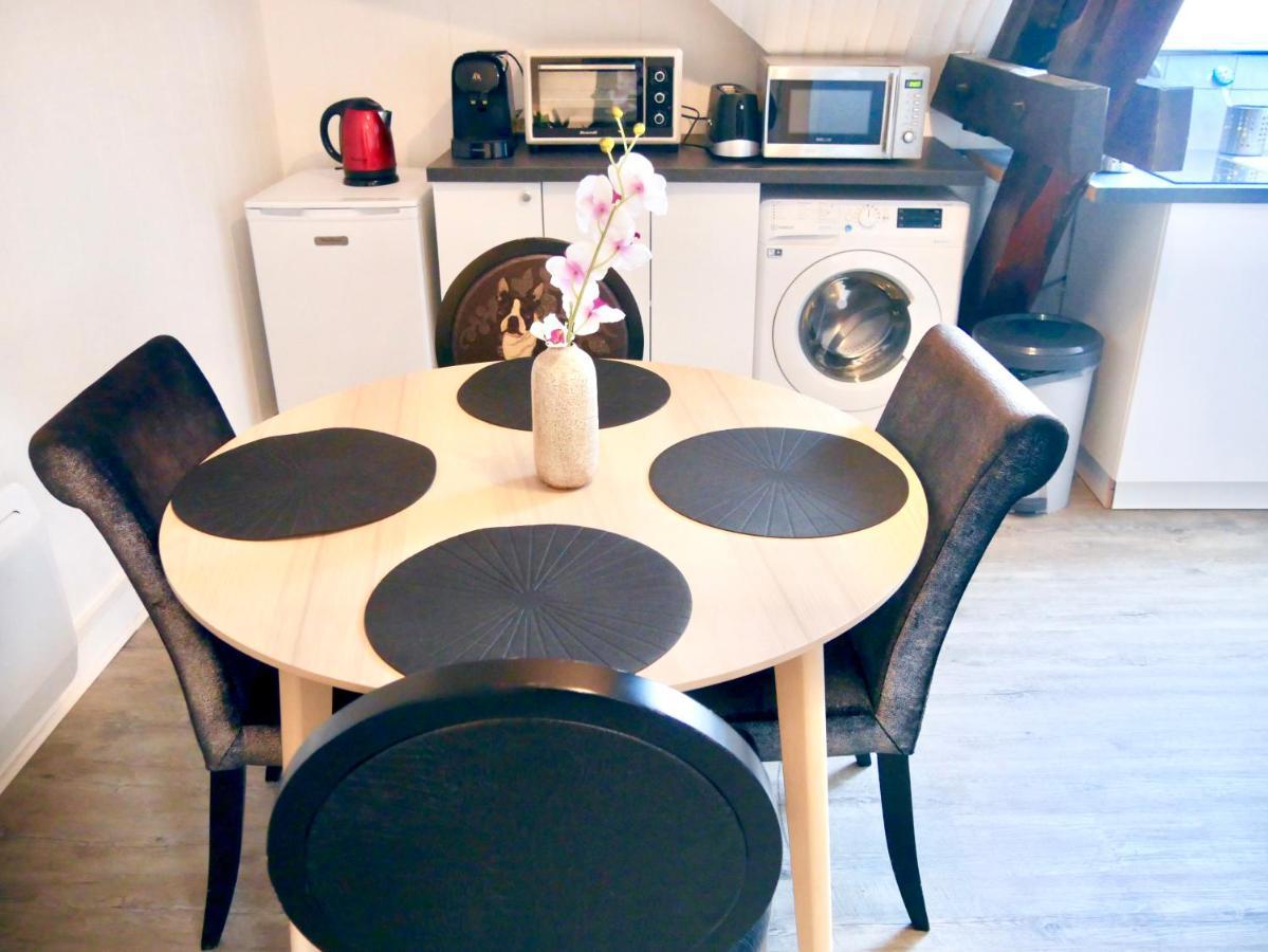 Soul House Apartment Sens Bagian luar foto
